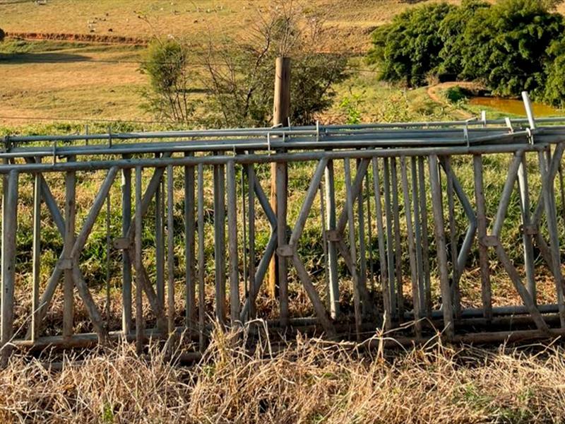 EQUIPAMENTO À VENDA | CANZIL PARA CONTENÇÃO