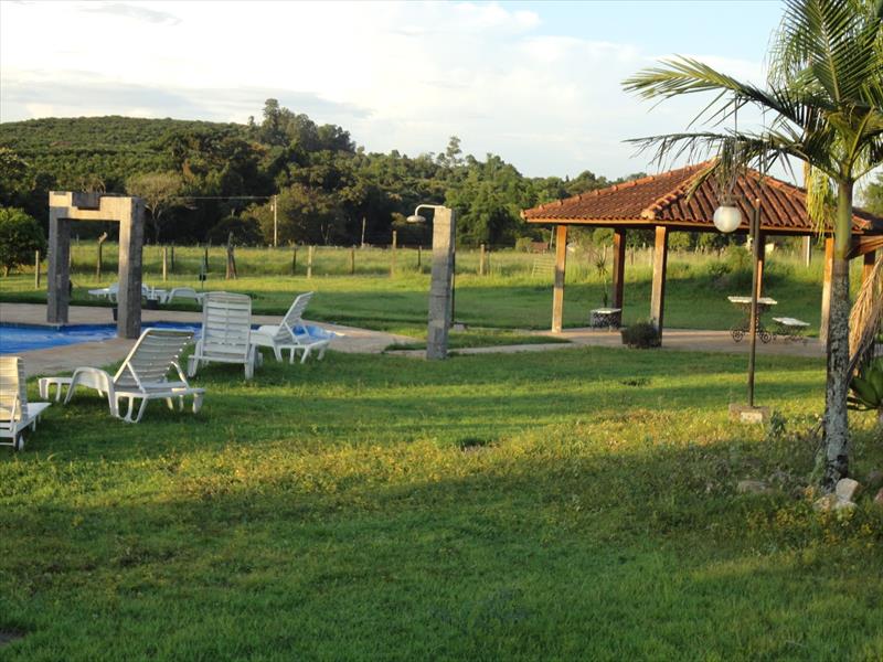 PROPRIEDADE A VENDA | SITIO |
17 hectares - porteira fechada